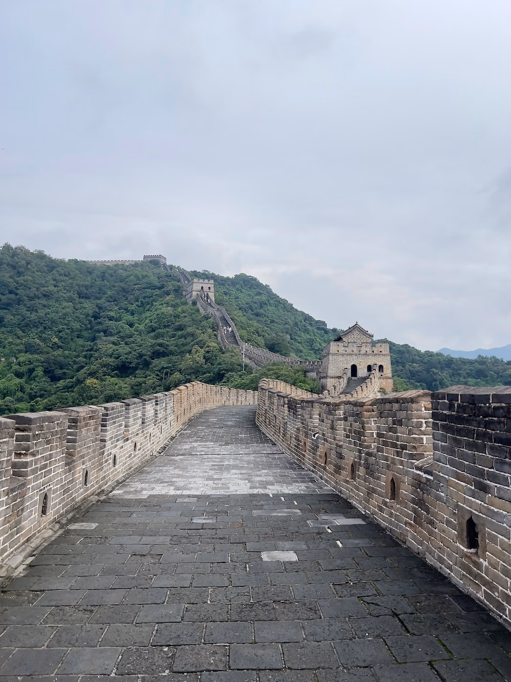 Great Wall watchtowers along the ridge