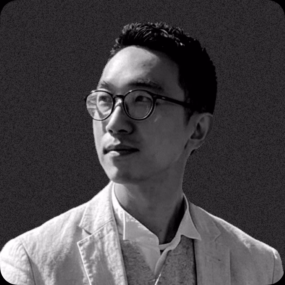 Leo, Founder