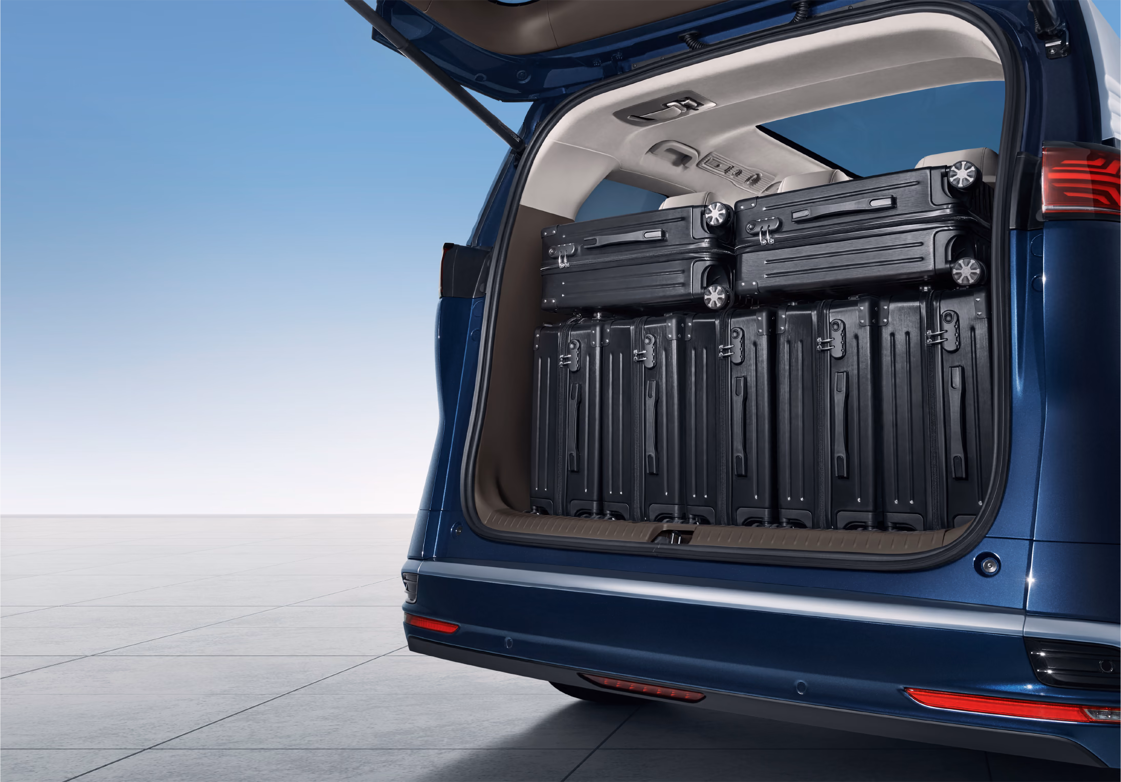 Trunk space luggage view